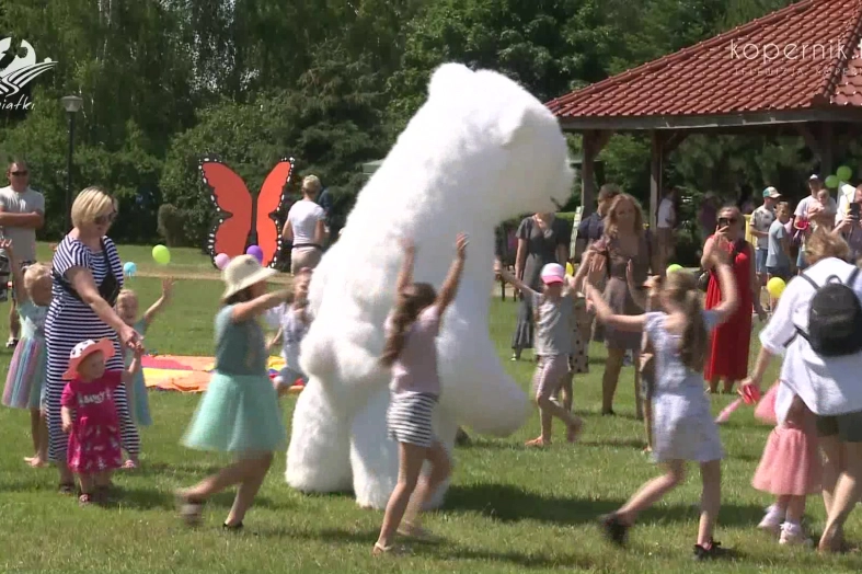 Wielka zabawa w Świątkach